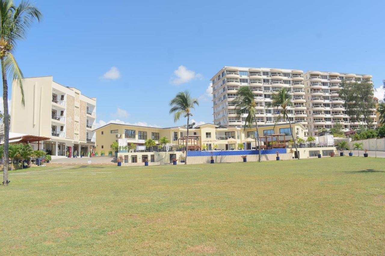 מומבסה Jumeirah Beachfront מראה חיצוני תמונה